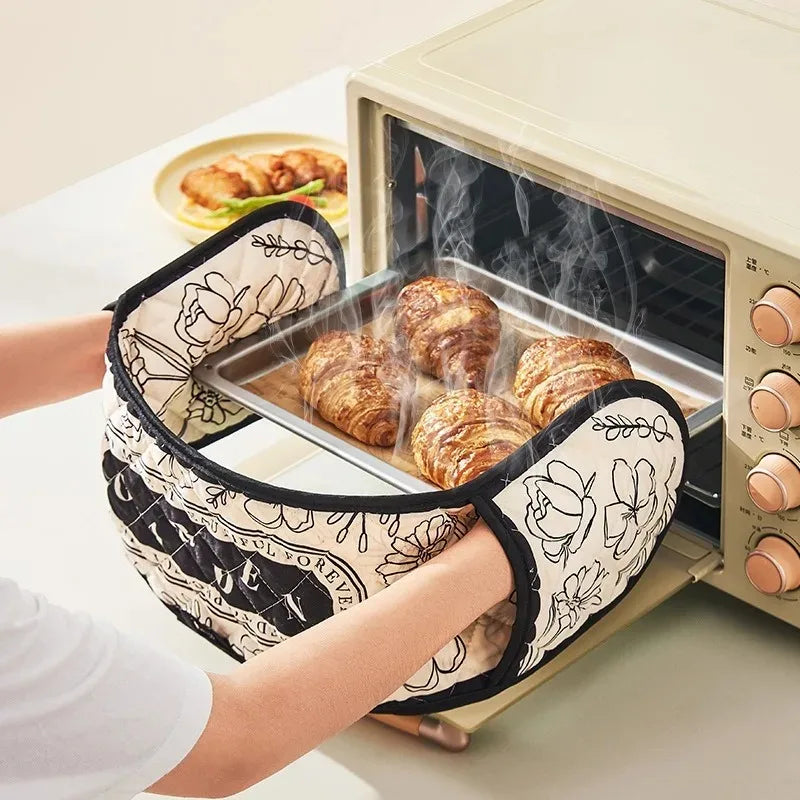 Heat Resistant Oven Mitts – Long Floral Kitchen & BBQ Gloves Oven Mitts Oasis Select