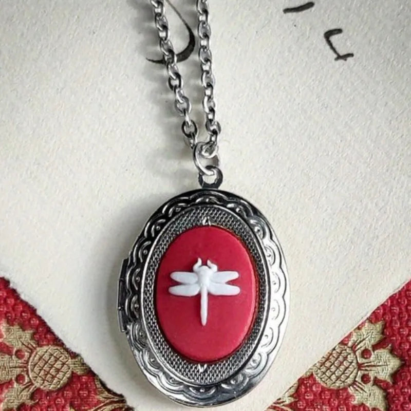 Gothic Vintage Black Red Purple Dragonfly Pendant Necklace Women's Retro Oval Collarbone Necklace Witch Jewelry Gift Accessories Oasis Select