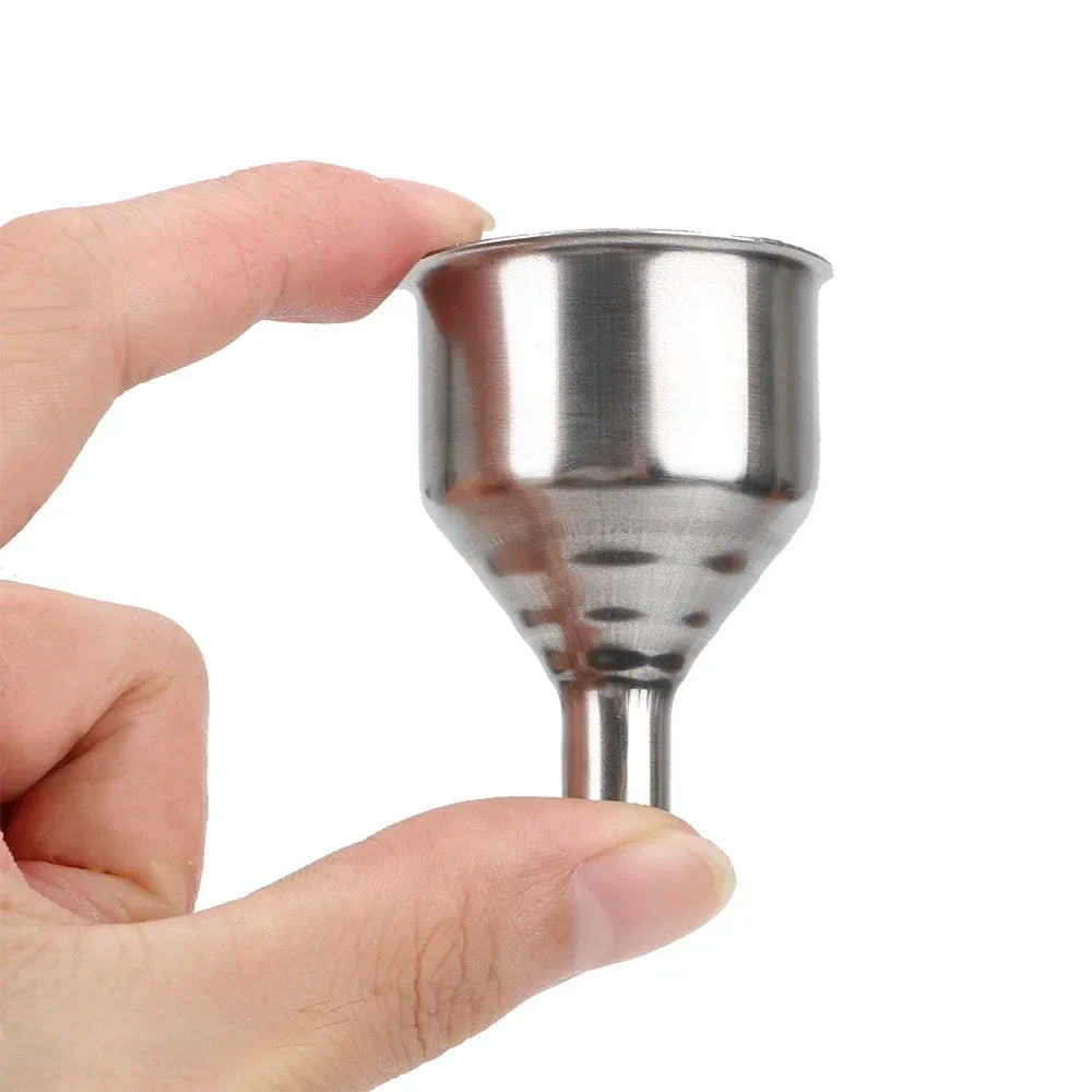 Mini Bar Wine Flask Funnel Stainless Steel Small Mouth Funnels for Filling Hip Flask Narrow-Mouth Bottles Oasis Select