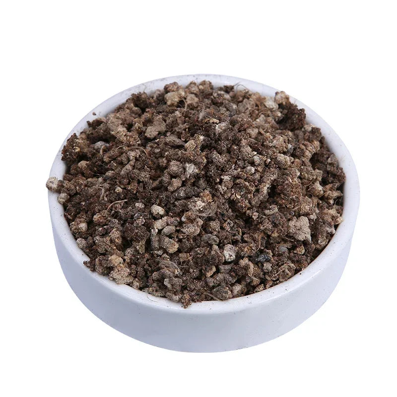 Organic fertilizer, chicken manure fermentation, family growing vegetables, growing flowers, nutrients lasting insect resistance Oasis Select