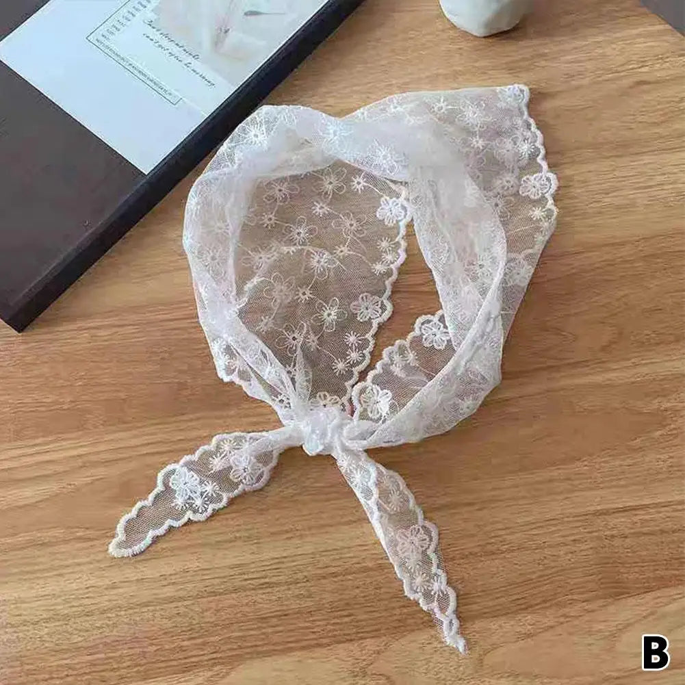 Retro Floral Lace Head Wrap Scarf – Women's Triangle Headscarf