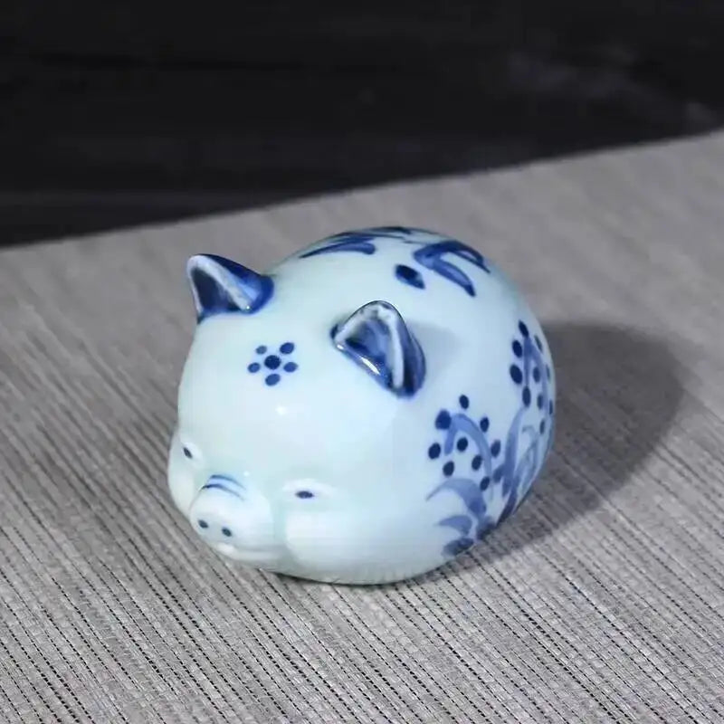 Blue And White Twelve Zodiac Small Decorations Study Calligraphy Water Drops Pot Hand Painted Ceramic Desktop Decorations Oasis Select Vertical Eared Pig