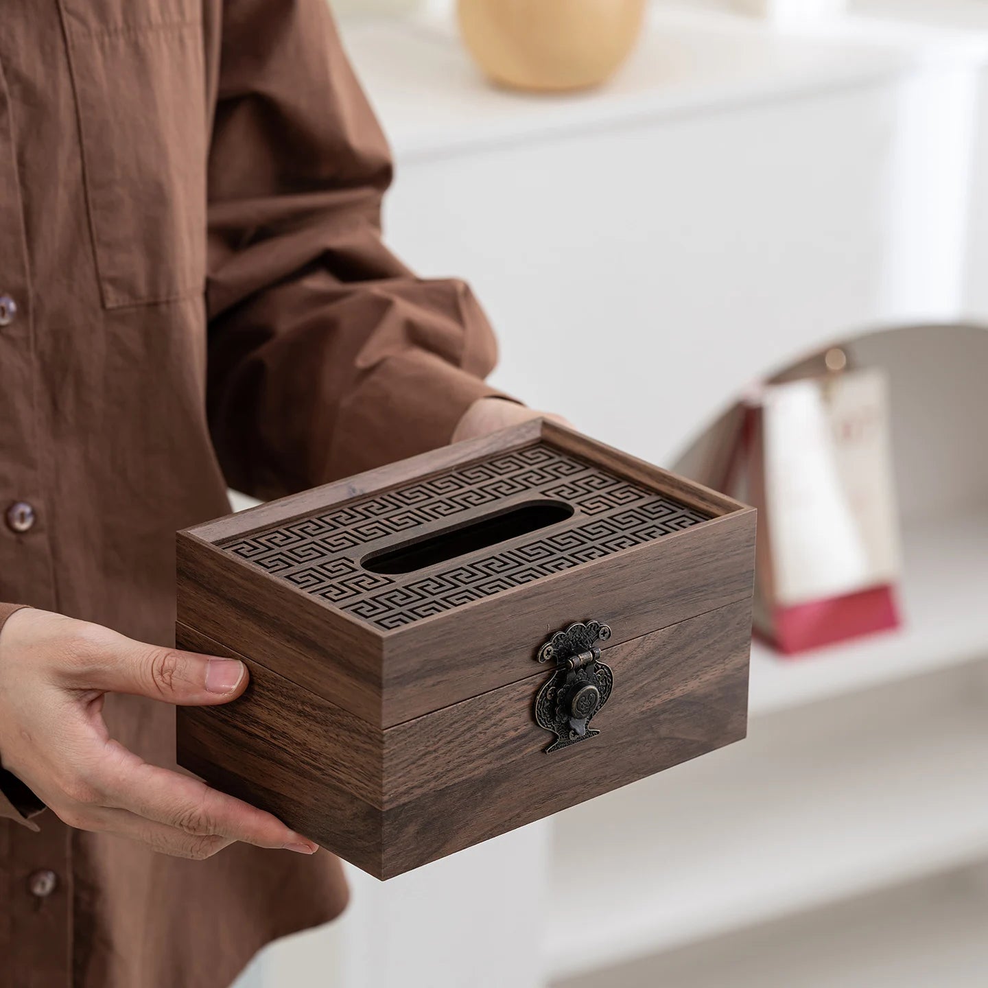 New Chinese-style Living Room Imitation Wood Grain Tissue Box Desktop Storage Box with Lid Creative Tissue Box Oasis Select A