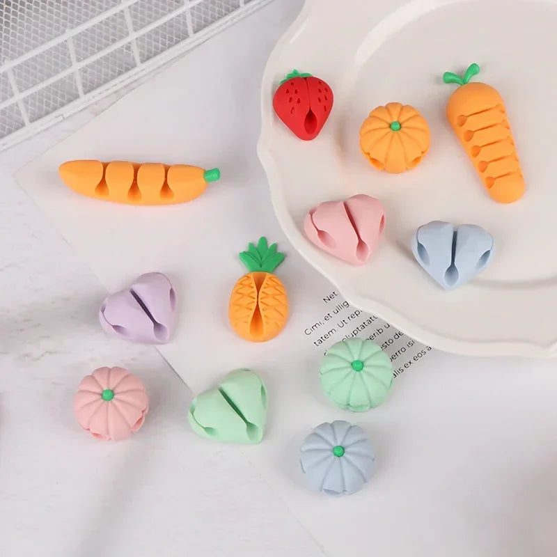 2/4Pcs Cute Love Pineapple Cable Winder Cable Organizer Adhesive Cord Holder Multipurpose Wire Management Clips For Desk Wall Oasis Select