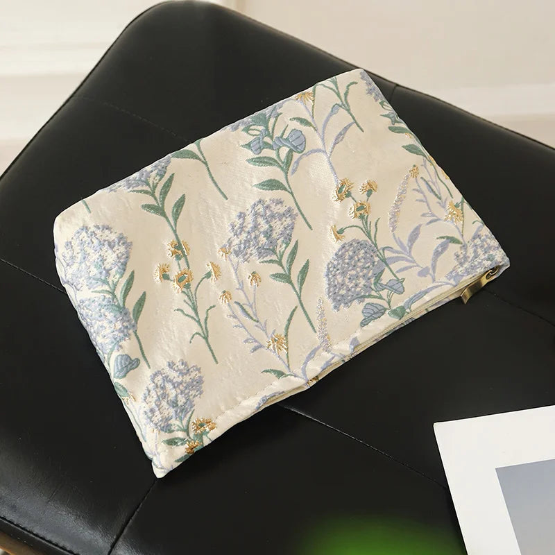 Blue Bouquet Women Makeup Bag, Large Capacity Canvas Toiletry Bag-for Sanitary Napkin & Makeup Supplies Storage,Travel Organizer Oasis Select