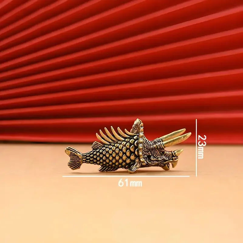 Retro Brass Fish Figurines Lucky Animal Statue Mini Home Decor Desk Ornament Tea Pet Cute Gift Animal Figurines Oasis Select