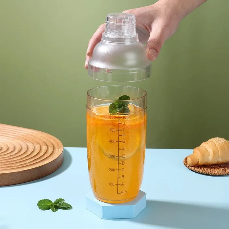 350ml/500ml/700ml/1000ml Plastic Cocktail Shaker Martini Hand Shaker Cup with Scales Milk Tea Wine Drink Shaker Mixer Bar Tools Oasis Select