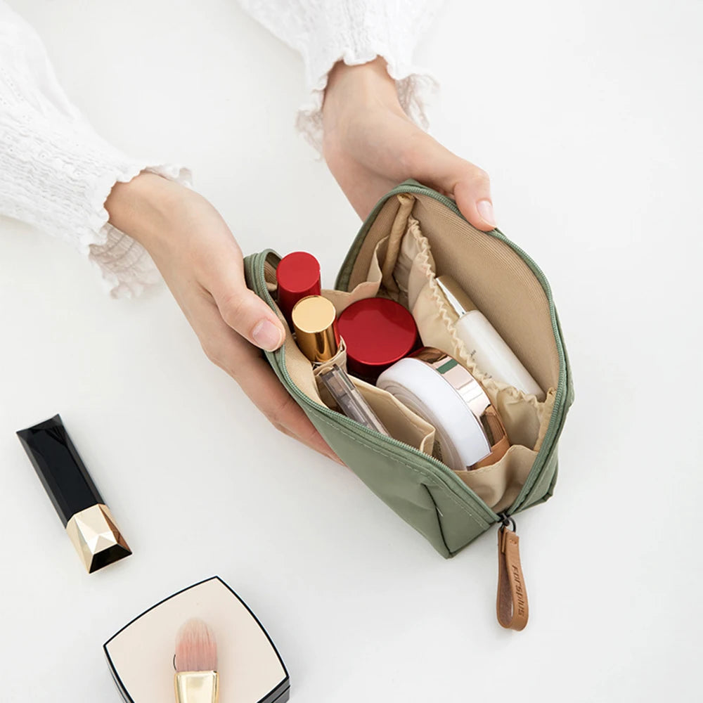 Portable Waterproof Cosmetic Bag – Travel Makeup Pouch