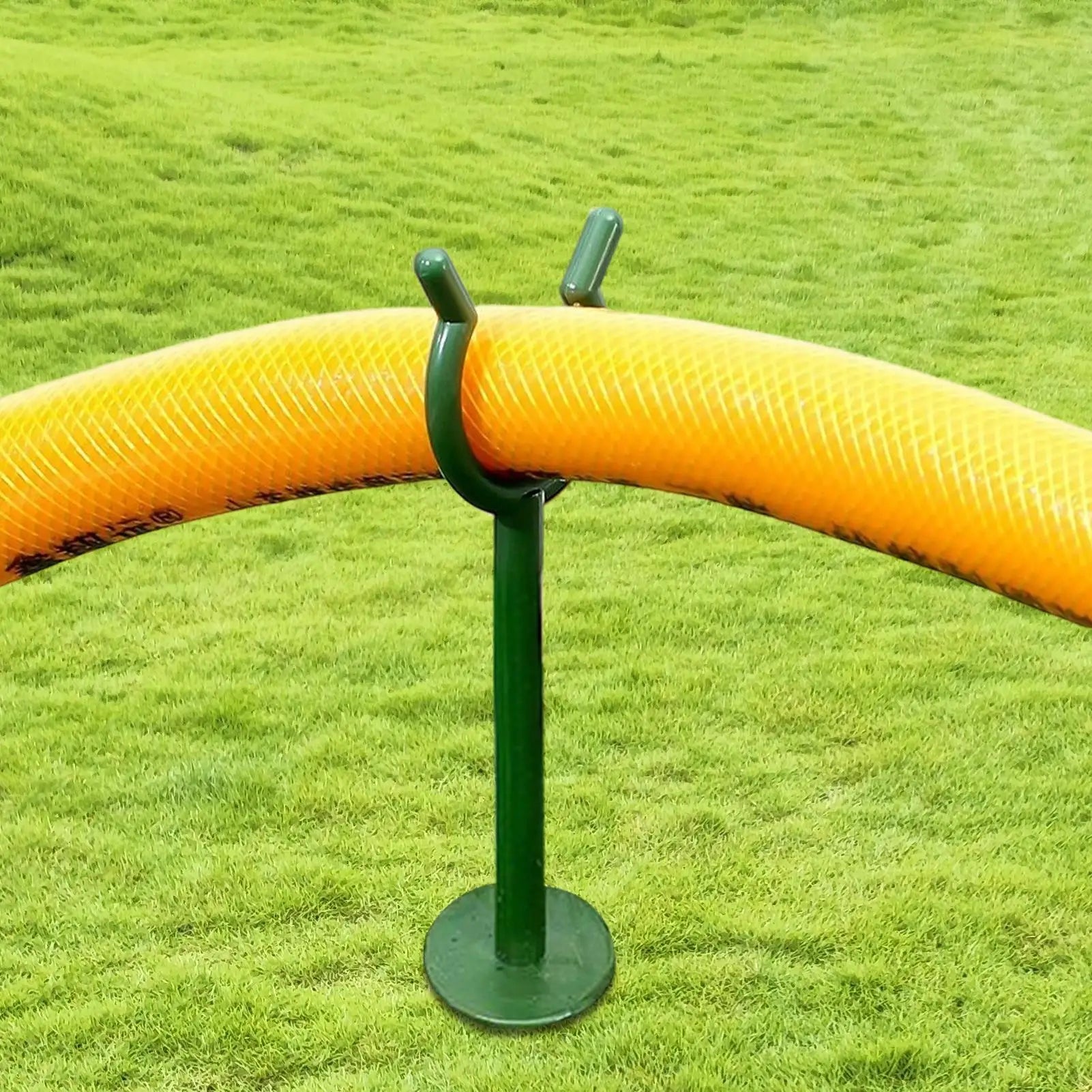 10Pcs Garden Hose Guide Nail Water Pipe Tubing Positioning Bracket Anti-skid Yard Lawn Irrigation Hose Spike Holder Bracket Oasis Select