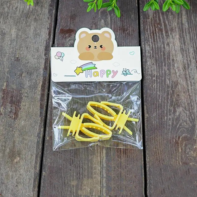2/4Pcs Pet Bird Food Holder Parrot Fruits Vegetables Clip Bracket Cuttlefish Bone Feeder Device Clamp Bird Cage Accessories Oasis Select A1