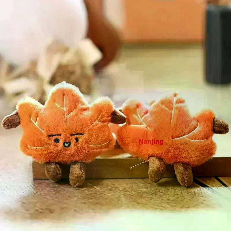 1Pcs Fun And Cute Small Maple Leaf Plush Keychain Couple Backpack Pendant Mock Leaf Doll Decoration Gift Oasis Select