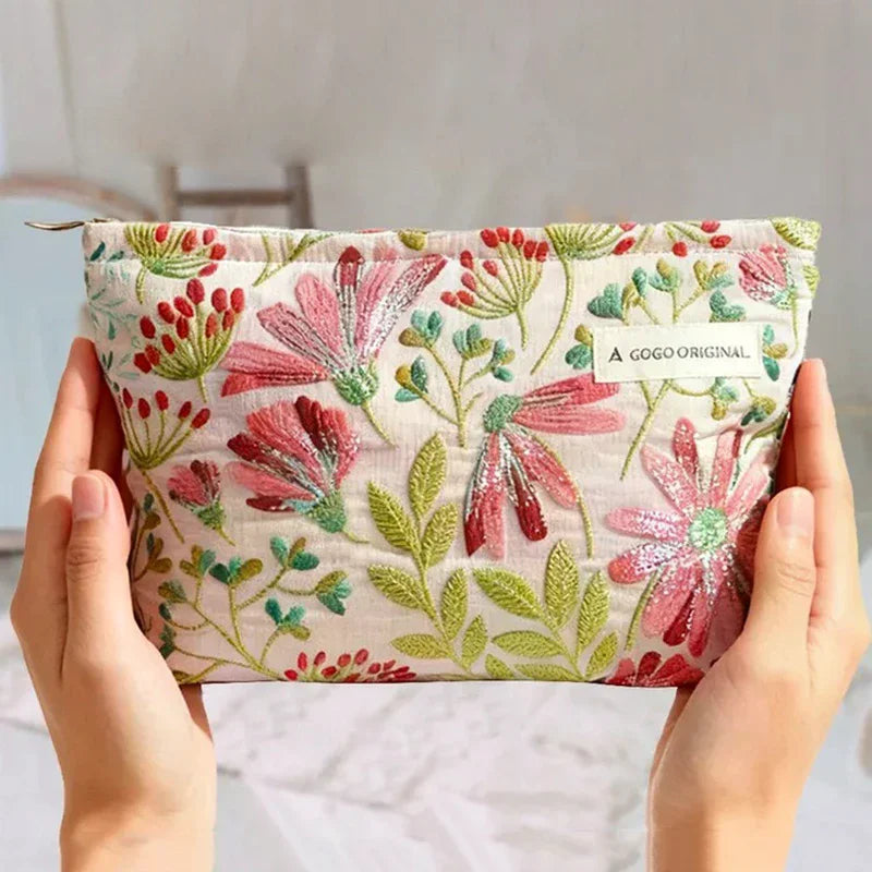Women's Large Travel Cosmetic Bag – Silicone Toiletry Organizer Travel Cosmetic Bag Oasis Select
