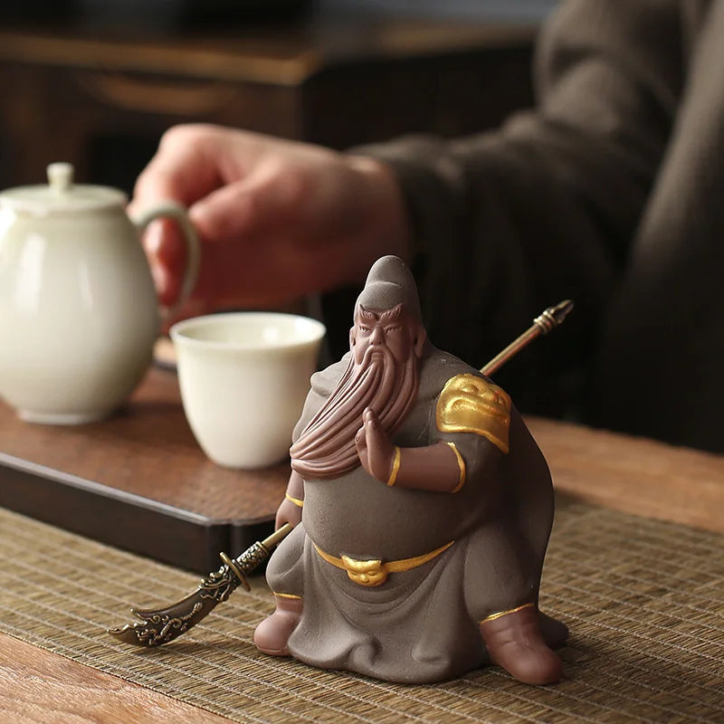 Purple Sand Tea Pet Decoration Zhongyi Guan Gong Creative Hand-carved Tea Pet Tea Tray Ceremony Crafts Oasis Select