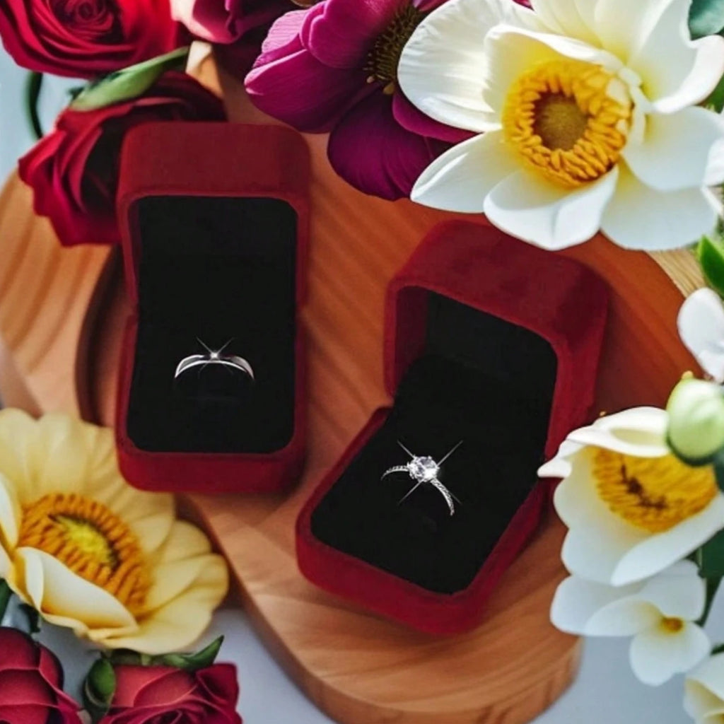 1PC Red Velvet Ring Box Wedding Pair Ring Box Diamond Ring Box Proposal Velvet Double Ring Box Wedding Props (Ring on display no Oasis Select