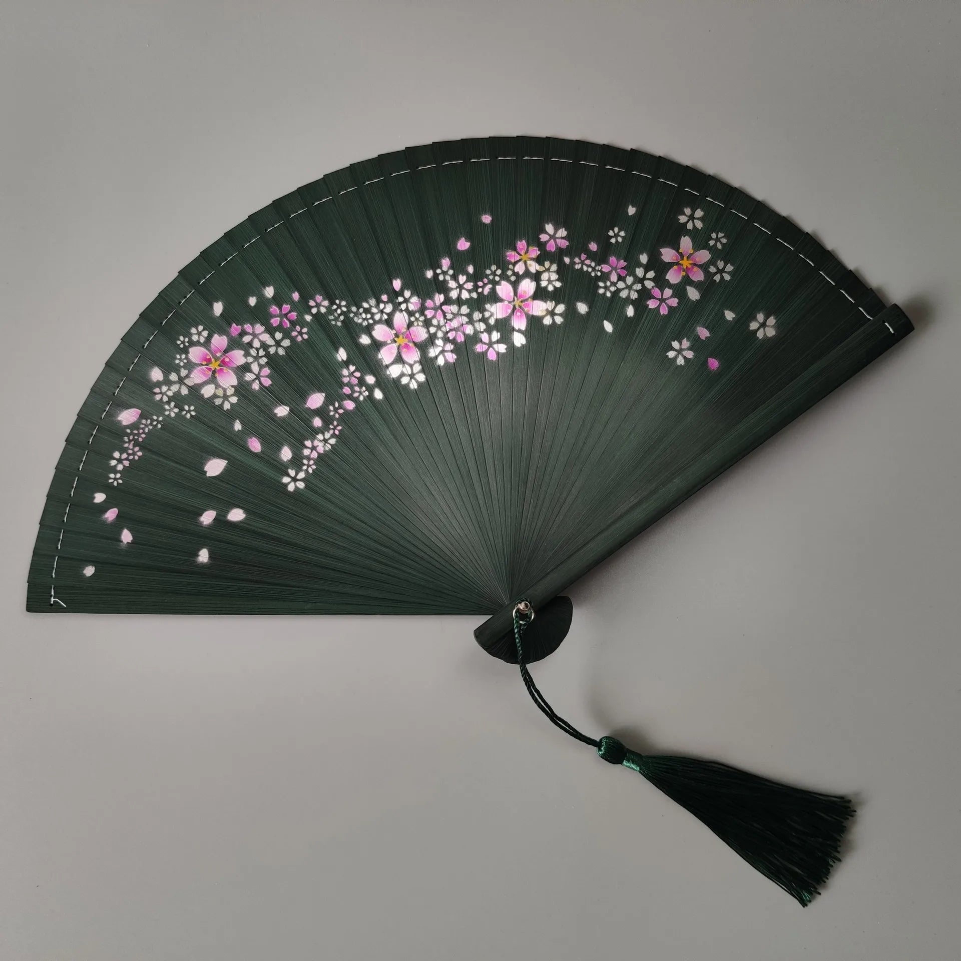 All bamboo spray painting fan high-end fine painting dance fan hollow carving folding fan Oasis Select 16