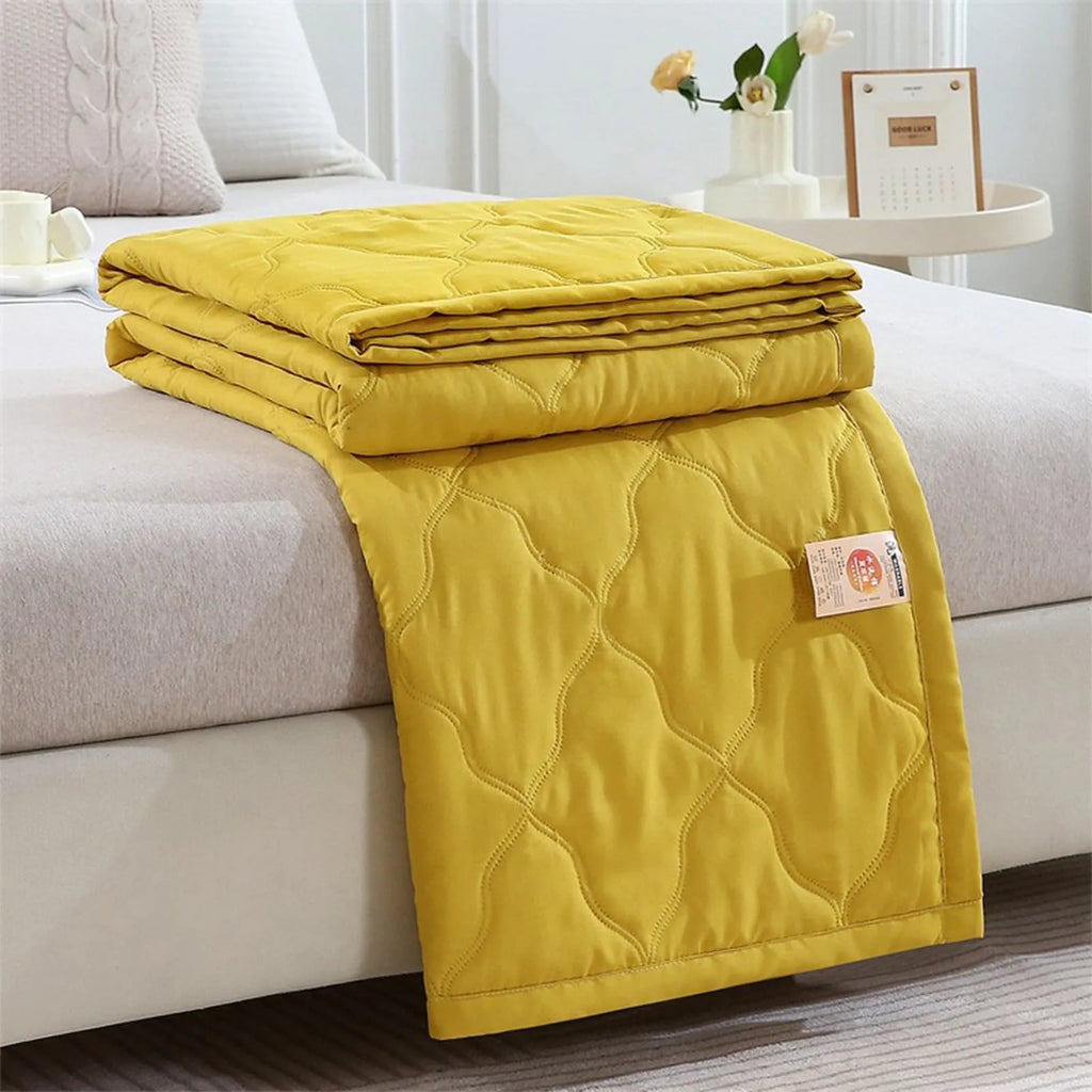 New Double Sided Cooling Blanket Cold Effect Skin-Friendly Conditioning Quilt Spring Summer Breathable Cooler Quilt Oasis Select Yellow One Size