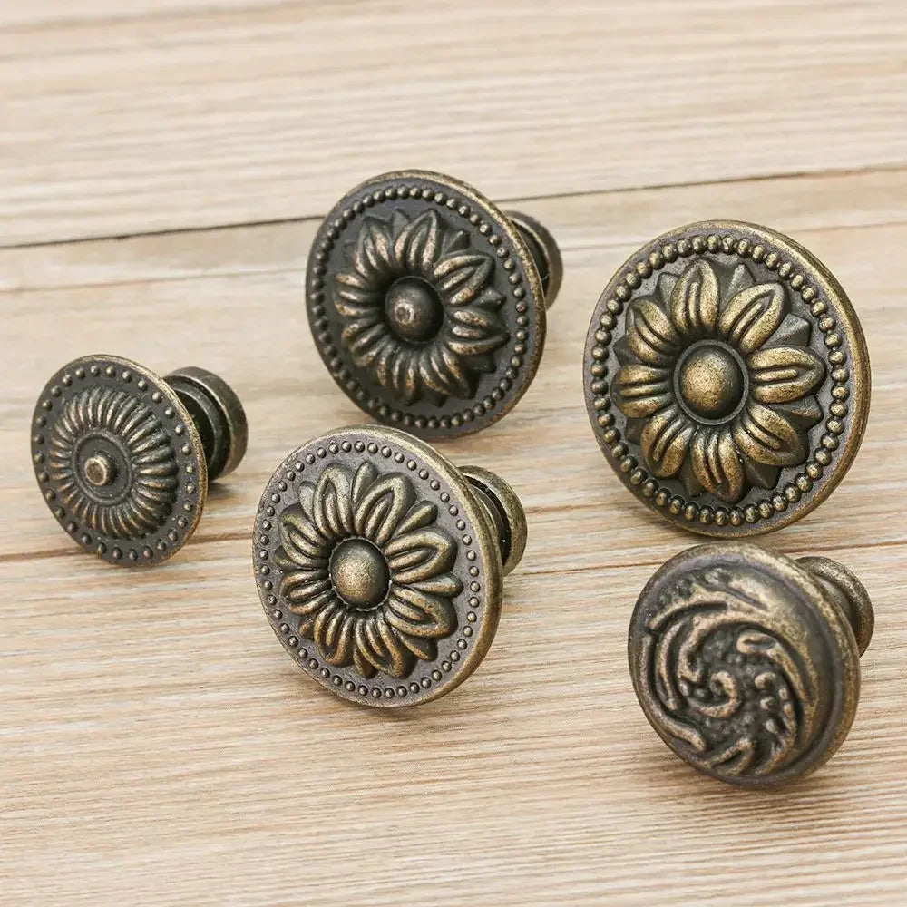 Antique Style Pull Handles Bronze Tone Retro Alloy Kitchen Drawer Cabinet Door Knobs Furniture Hardware Fittings