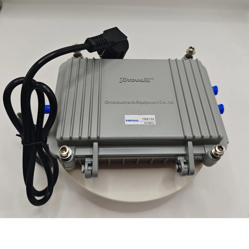 32db cable TV RF signal amplifier indoor type 45-860MHz 1 in 2 out, adjustable output Catv amplifier Oasis Select