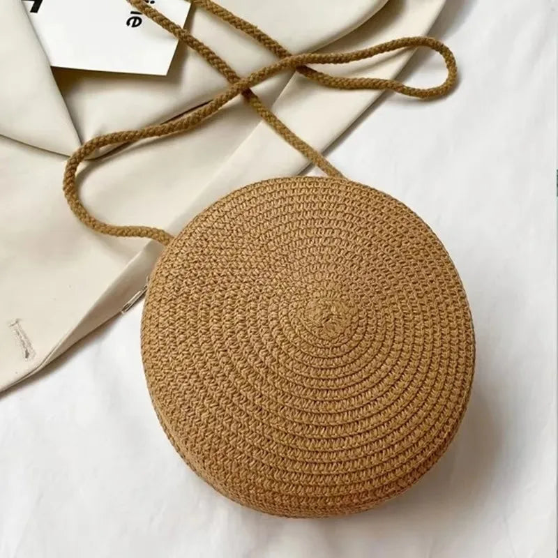 Round Straw Crossbody Bag – Minimalist Women's Shoulder Purse