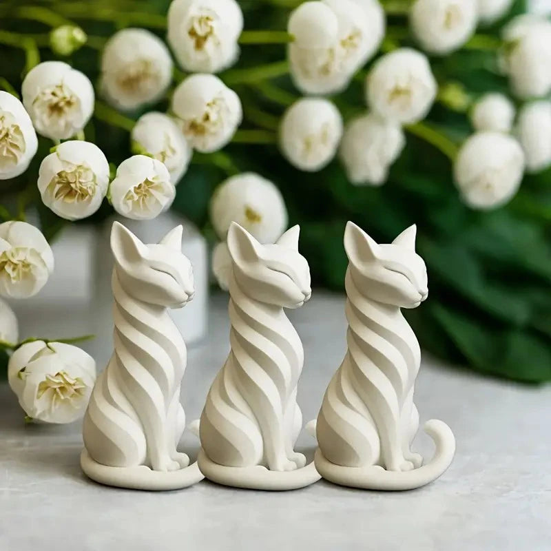 Elegant Cat Sculpture With Stripes Cat Figurine Indoor/Outdoor Home Decor Charming Cat Statue Desks Bookshelves Ornament Oasis Select