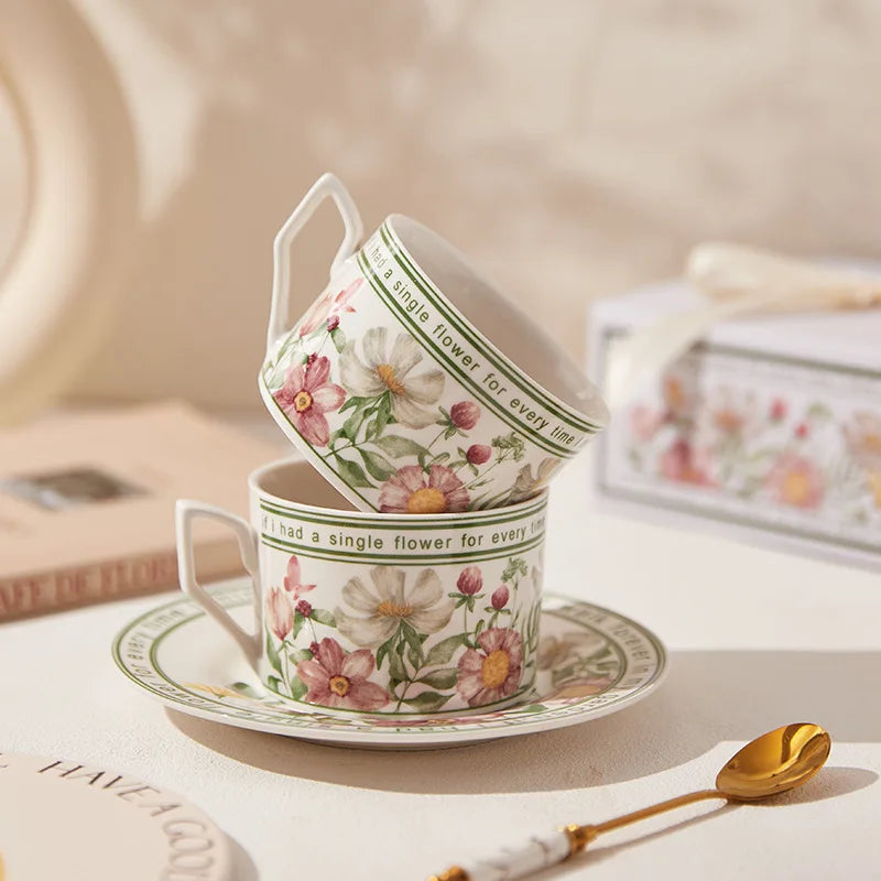 French Retro Style Coffee Cup and Saucer Gift Box Set Afternoon Tea Cup with Saucers Special Tableware High-end Ceramic Cup Oasis Select