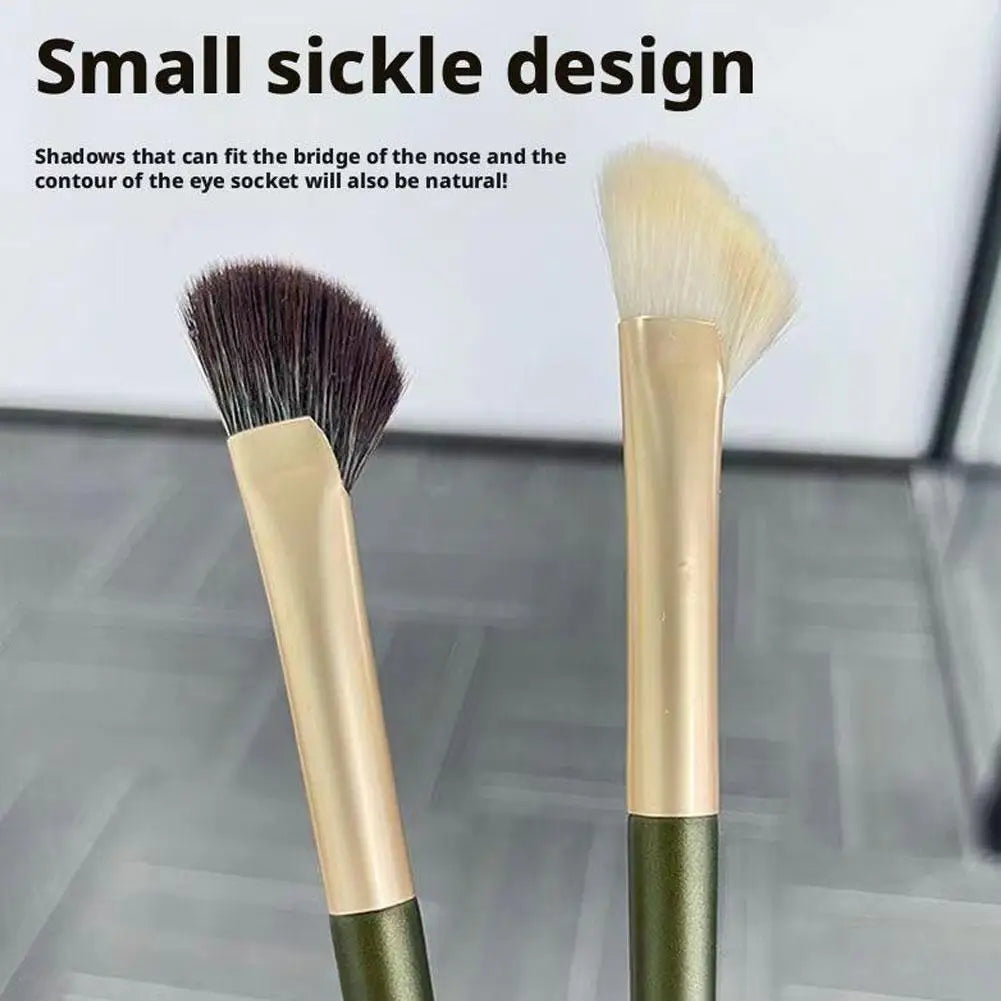 Half Fan Nose Contour Brush – Soft Eyeshadow Sculpting Tool Contour Makeup Brush Oasis Select