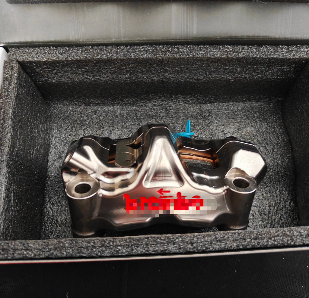Motorcycle brake CNC caliper GP4RX nickel-plated 7075 aluminum alloy 32mm piston 100mm locking point Oasis Select left