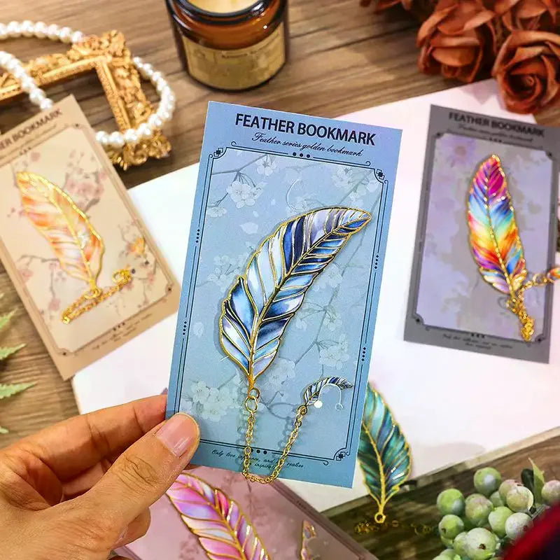 1Pcs Exquisite Book Page Divider Vintage Gold Stamped Metal Bookmark With Metal Chain Pendant Office Stationery Oasis Select