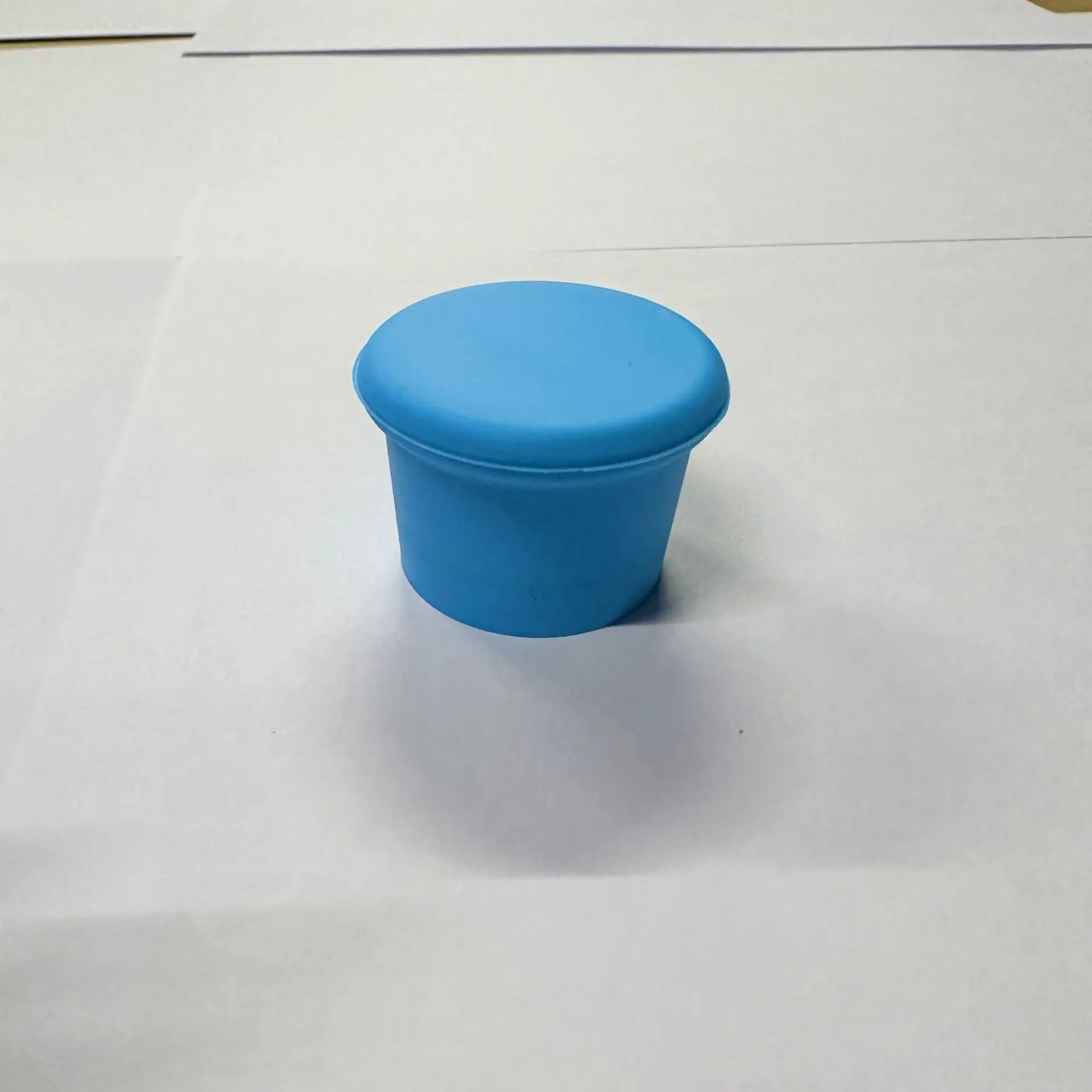 Food - Grade Silicone Wine Bottle Stopper: Universal Round Seal for Wine, Beer & Glass Bottles, Soft & Leak - Proof Oasis Select Red wine blue 3PCS
