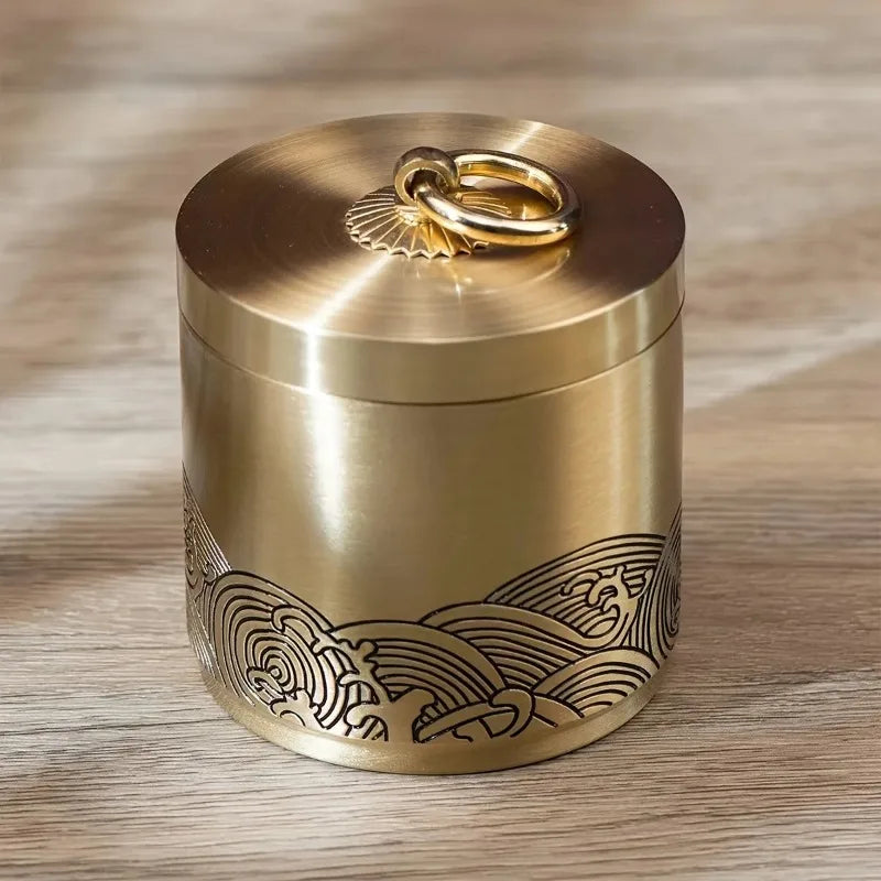 Luxury Copper Ashtray Desktop Ornament with Lid Portable Ashtray for Home Living Room Office Car Decorative Gift for Smokers Oasis Select