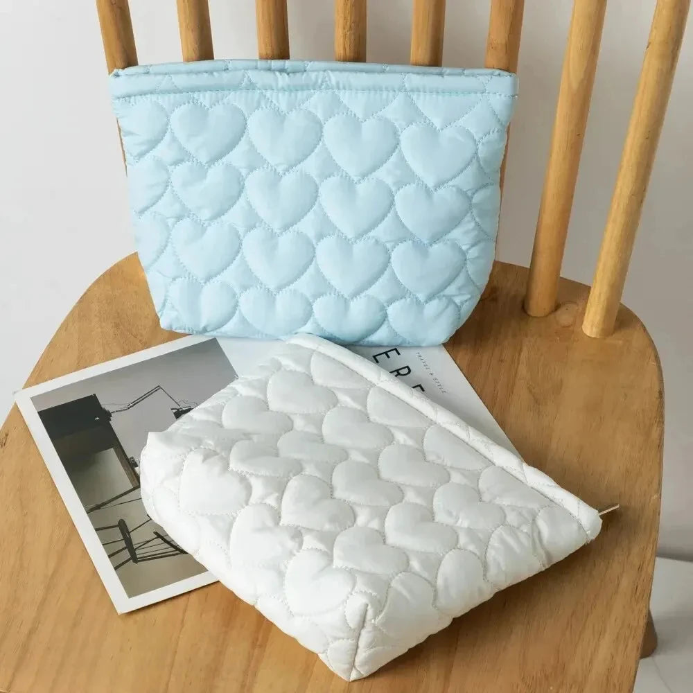 Fashion Korean Large Capacity Cosmetic Bag Women Soild Heart Quilting Handbag Portable Travel Lipstick Makeup Storage Bags Oasis Select
