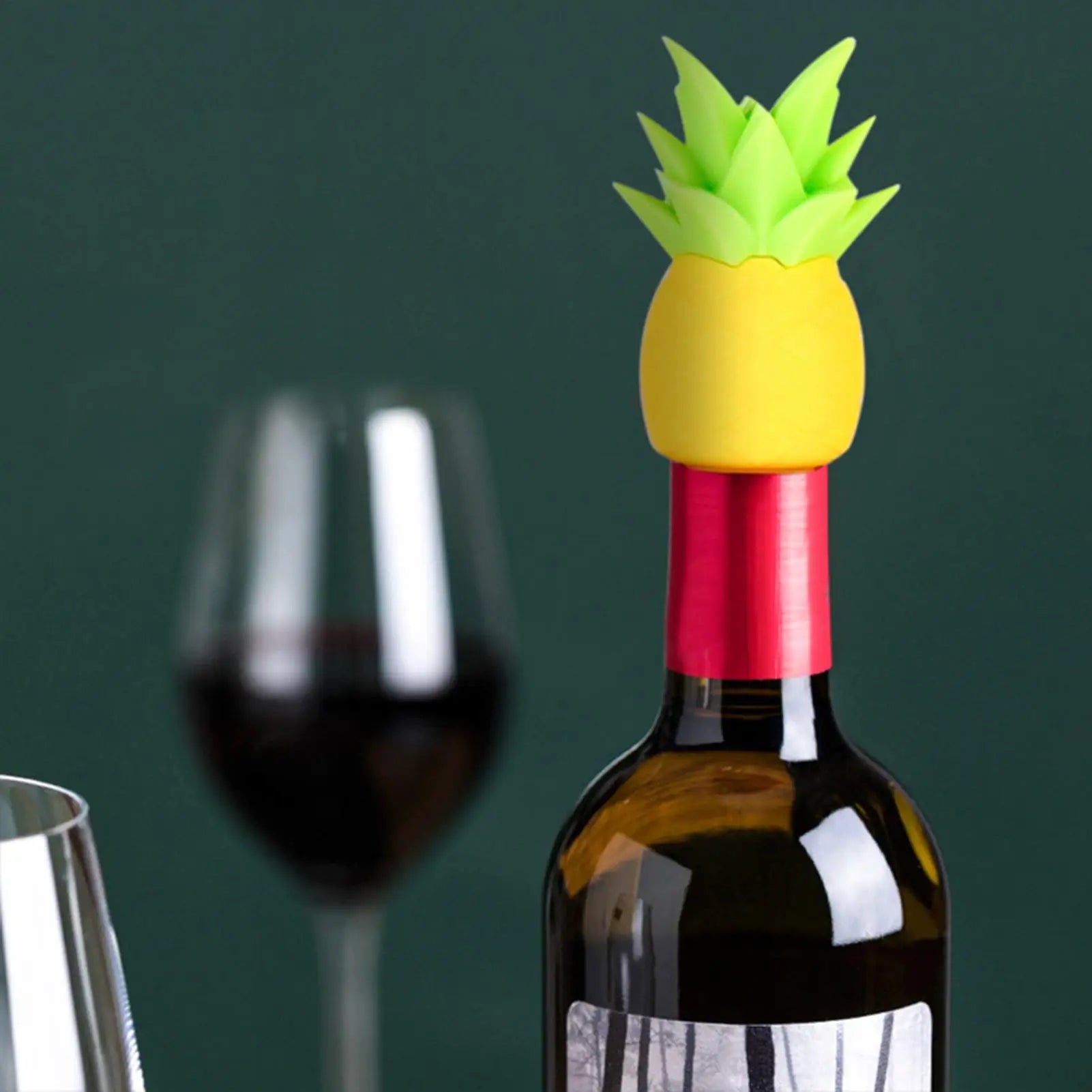Wine Stopper Reusable Pineapple Shape Beverage Preservation Wine Stopper Funny Bottle Topper for Brandy Champagne Vodka Beer Oasis Select