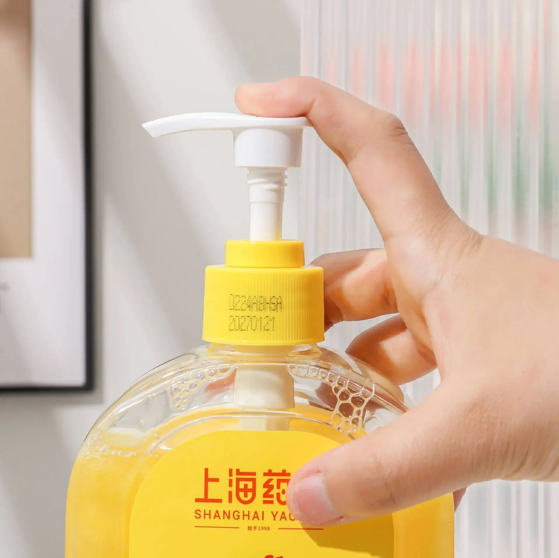 380g Shanghai Sulfur Mite Removal Soap Liquid Soap Shower Gel Deep Cleansing Oil Control Improve Acne Oasis Select