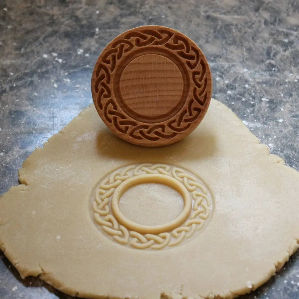 Carving Wood Kitchen Biscuit Mold Carving Cookie Mold Cutter Gingerbread Biscuit Crisp Cake Mold Cookie Stamp Oasis Select Celtic frame