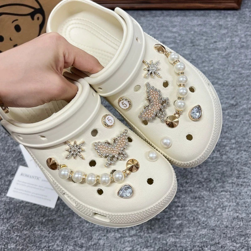 Butterfly Fashion Shoe Accessory Set, decorative shoe buckles, removable, suitable for sandals and flip-flops. Oasis Select