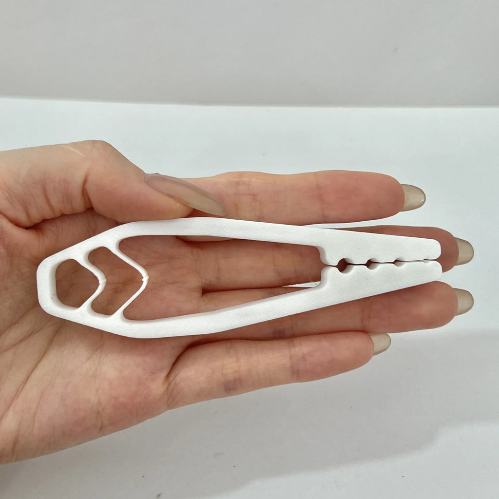 Portable Nail Fixer Tool Woodworking Nail Fixer Plastic Sliding Joint Pliers Protect Fingers for Maintenance and Woodworking Oasis Select 1pc-white