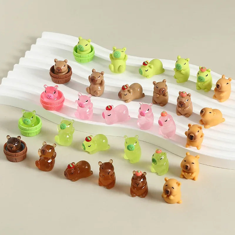 5PCS Luminous Capybara Mini Resin Animals Figurines Desktop Tabletop Outdoor Craft Decor for Miniature Garden Home Accessories Oasis Select