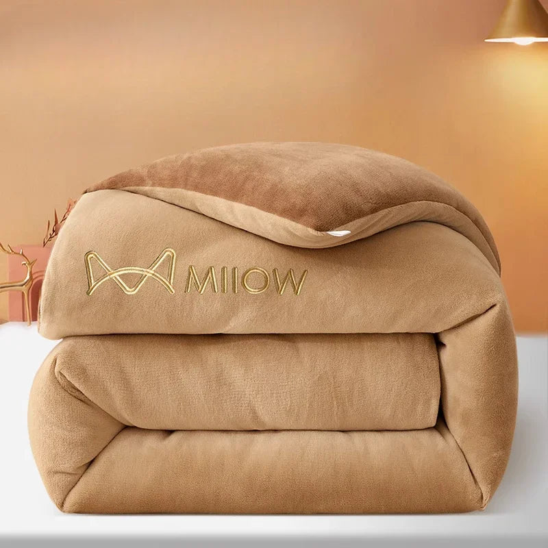 Warm Comforter with Milk Velvet in Winter Thickened Warm Comforter with Double Side Velvet Antibacterial Quilt Oasis Select