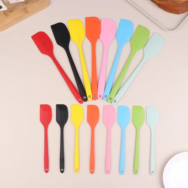 2Pcs Silicone Spatula Set Cake Butter Cream Spatula Kitchen Baking Mixing Tool Non Stick Scraper Chocolate Spreader Smoother Oasis Select