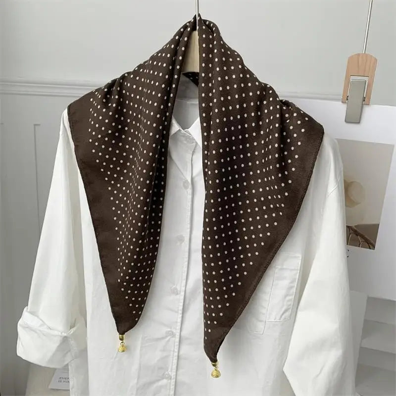70*70 Square Scarf Retro Print Silk Scarf With Magnetic Buckle Women Neck Scarf All-match Shawl Fashion Headscarf Accessory Gift Oasis Select A21