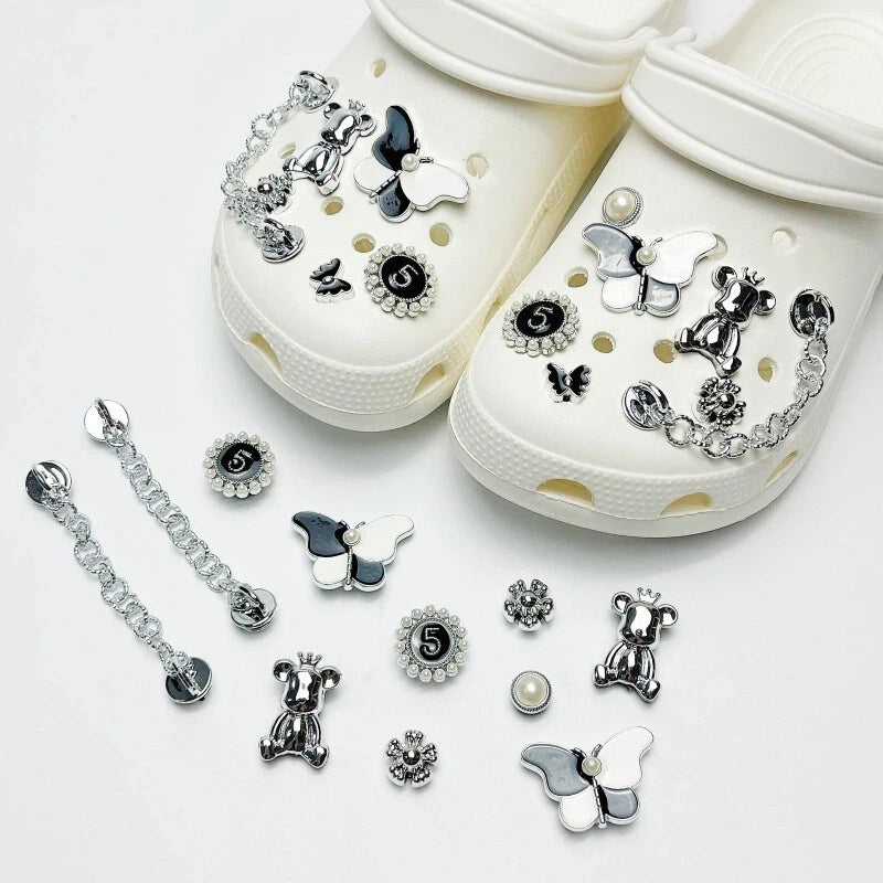 Fashionable shoe accessory set, decorative shoe chain buckle, removable, suitable for sandals and flip-flops. Oasis Select