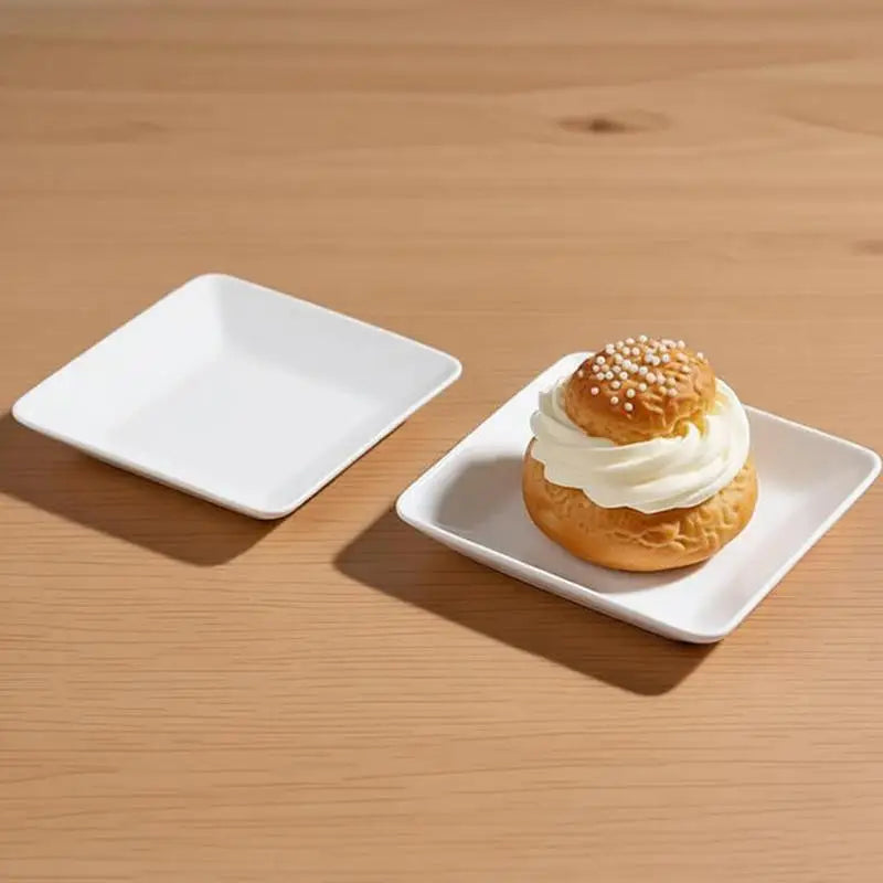 Compostable Sugarcane Dessert Plates – 10 or 25 Pack | Eco Snack
