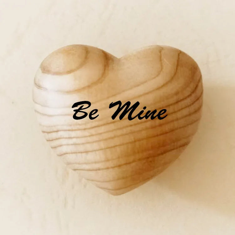 New Valentine's Day decoration pocket hug wooden heart token wooden love engraved gift Oasis Select be Mine 3 3 2cm