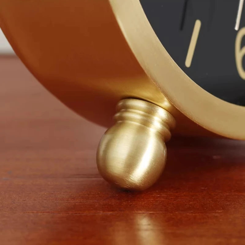 Brass Light Luxury Clock Living Room Simple and Quiet Quartz Clock Bedroom Bedside Table Decoration Home Decoration Oasis Select