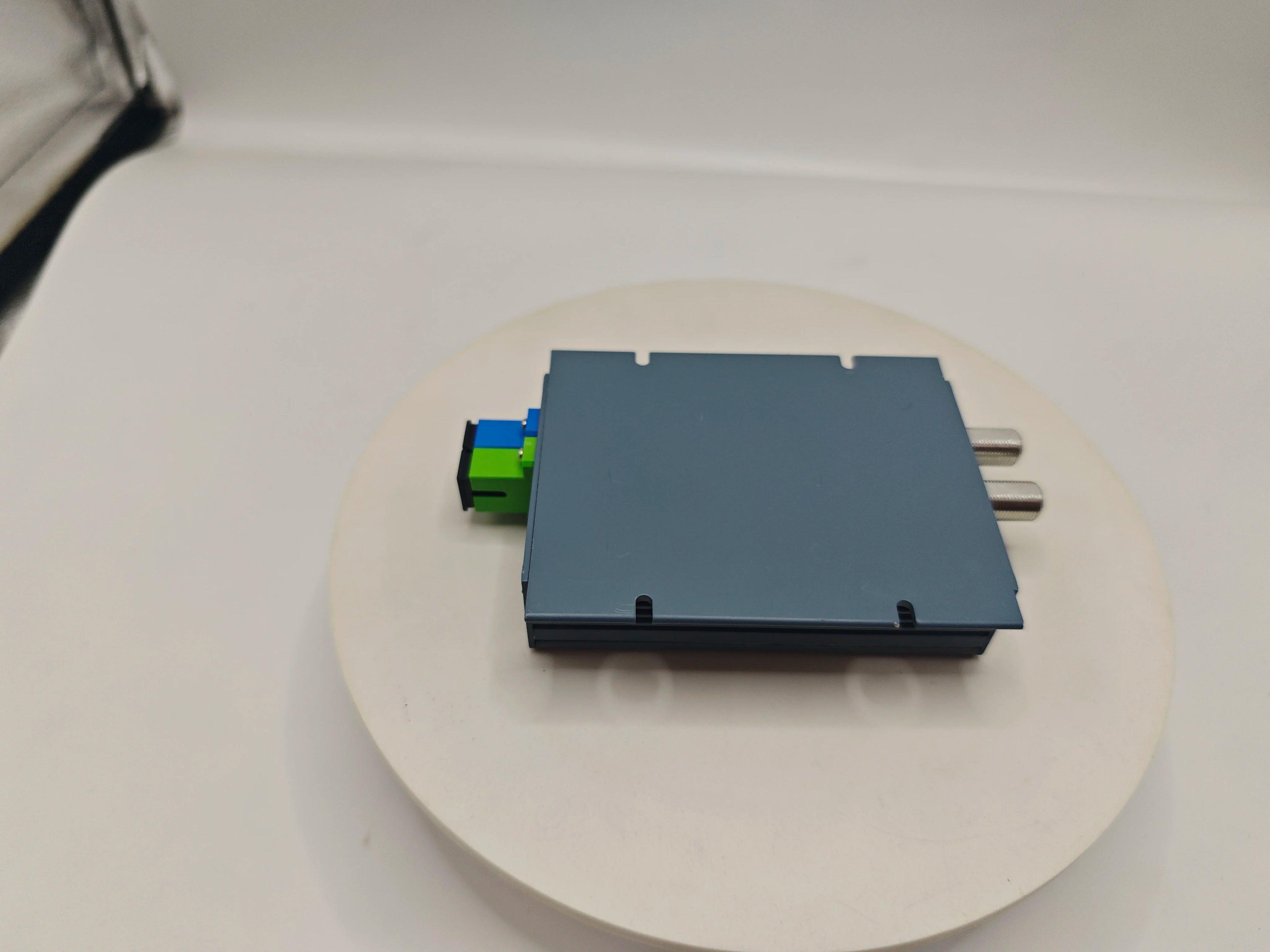 Active FTTH Optical Receiver WDM Fiber Optic Receiver Fiber to RF, CATV+Network RF Transmission + Fiber Output Oasis Select