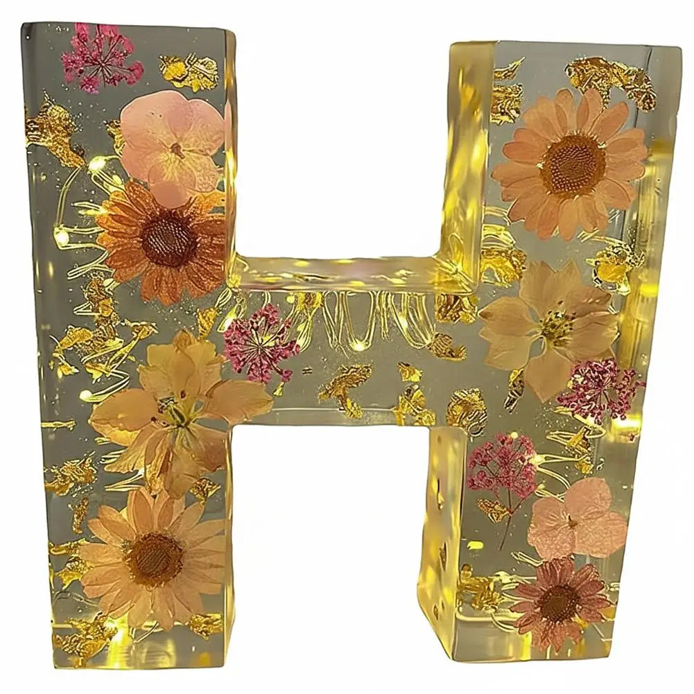 Floral Resin LED Letter Light – Dried Flower Night Lamp