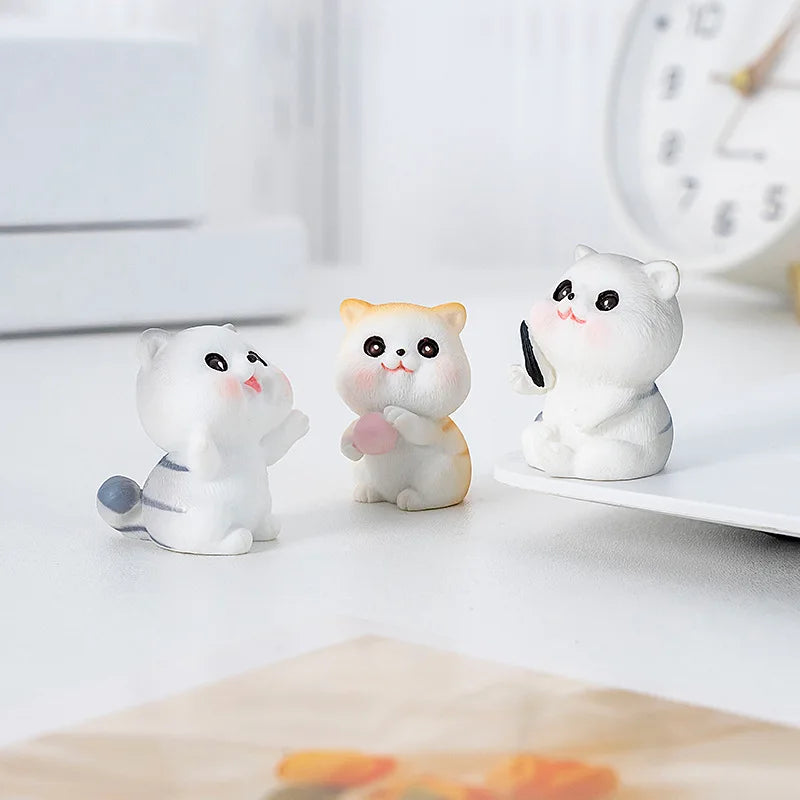 Naughty Resin Small Cat Figurine Mini Cartoon Kitten Ornaments 3D Cat Desktop Decoration Creative Car Mounted Figurines Oasis Select