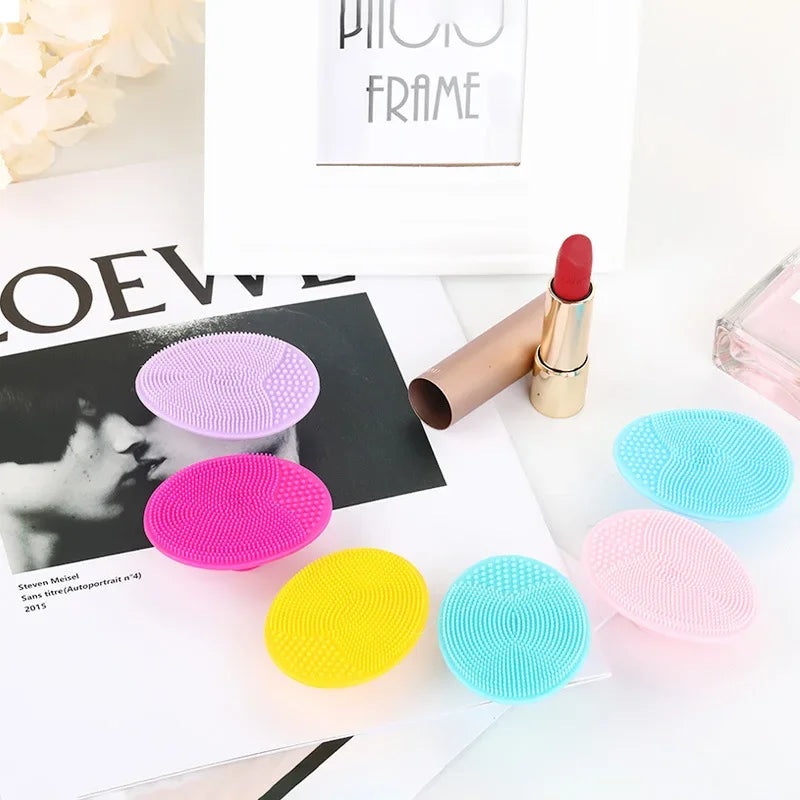 Silicone Face Wash Brush Clean Pores Baby Shampoo Brush Baby Bath Brush Soft Hair Round Shampoo Comb Home Use Oasis Select