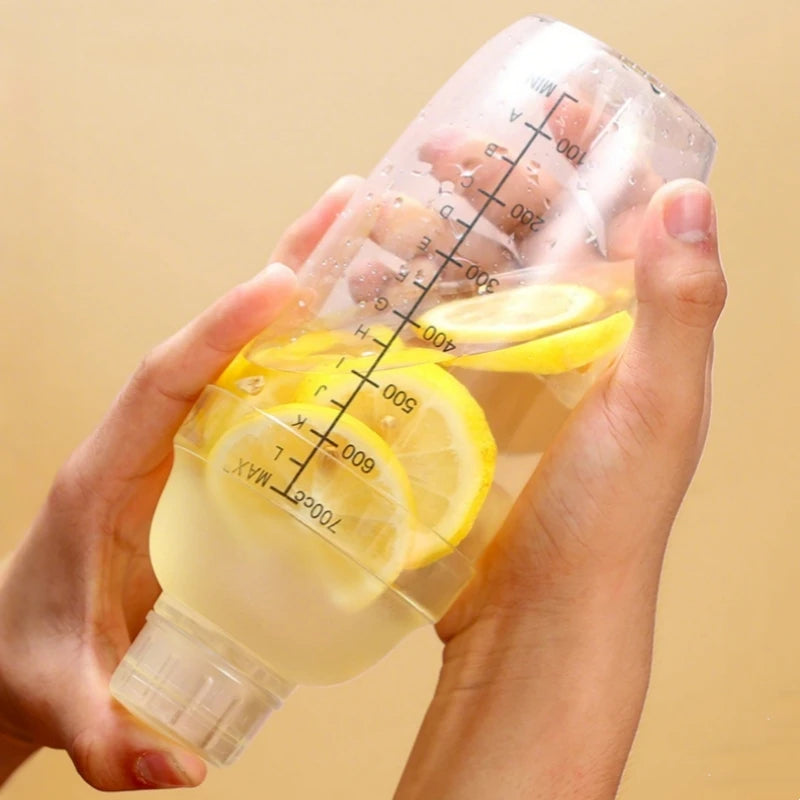 350ml/500ml/700ml/1000ml Plastic Cocktail Shaker Martini Hand Shaker Cup with Scales Milk Tea Wine Drink Shaker Mixer Bar Tools Oasis Select