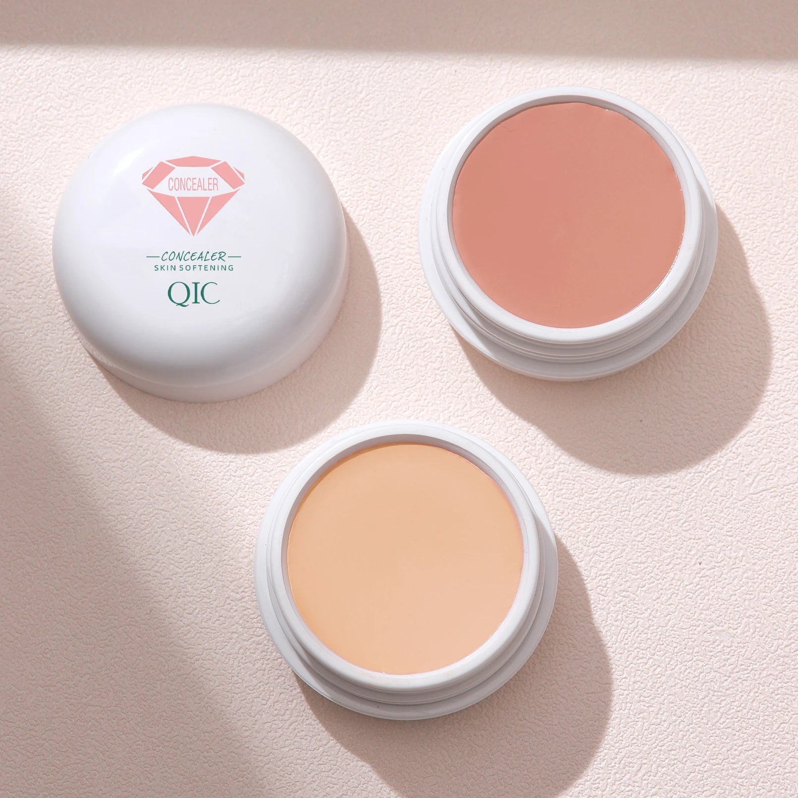 QIC 3-Color Concealer Palette – Moisturizing Long-Lasting Cover